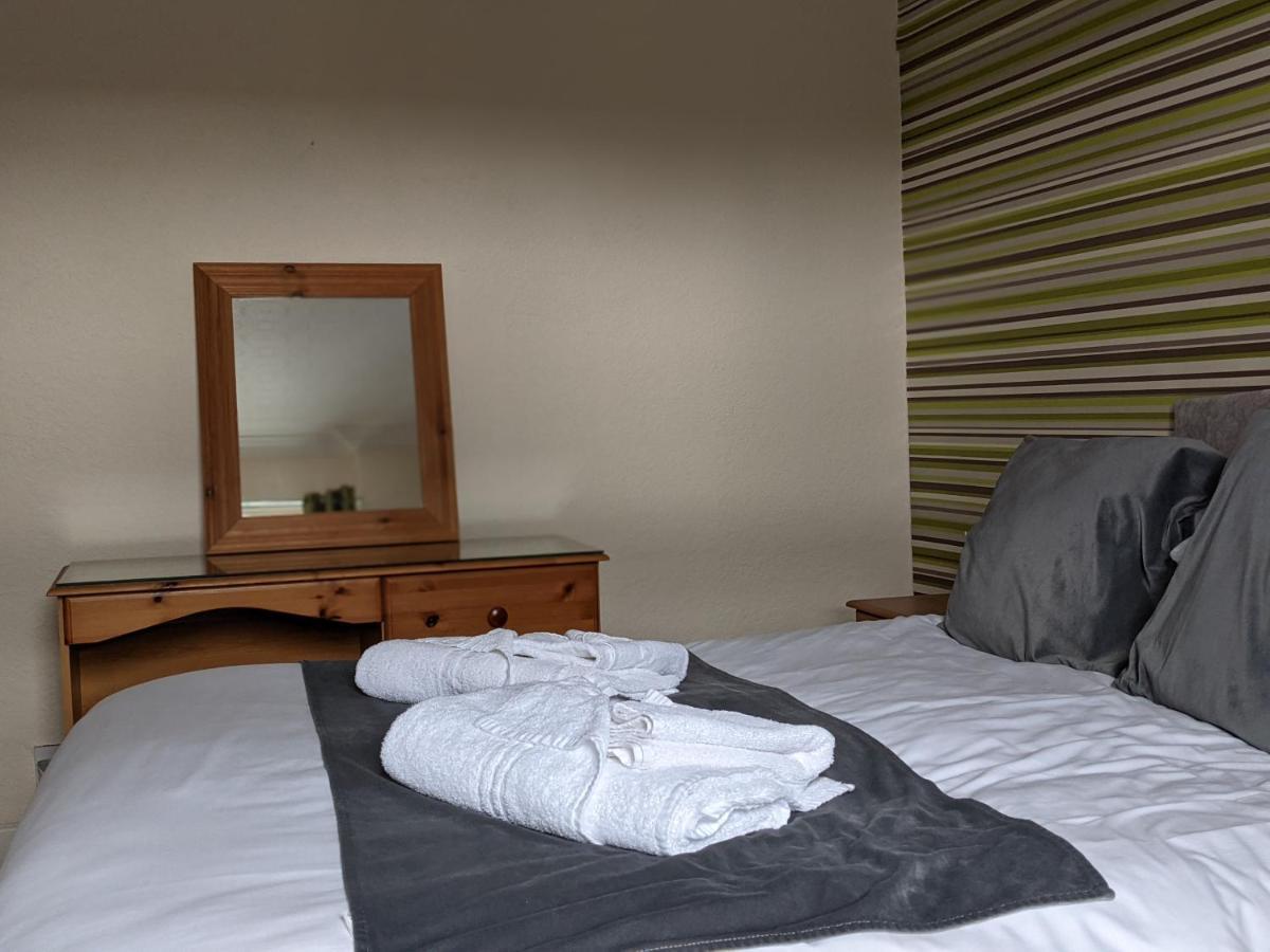 Langholm Crown Hotel חדר תמונה